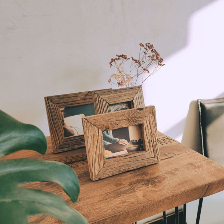 Reclaimed Wood Photo Frame – Rustic 4x6 & 5x7 Picture Frame, Personalized Memory Gift