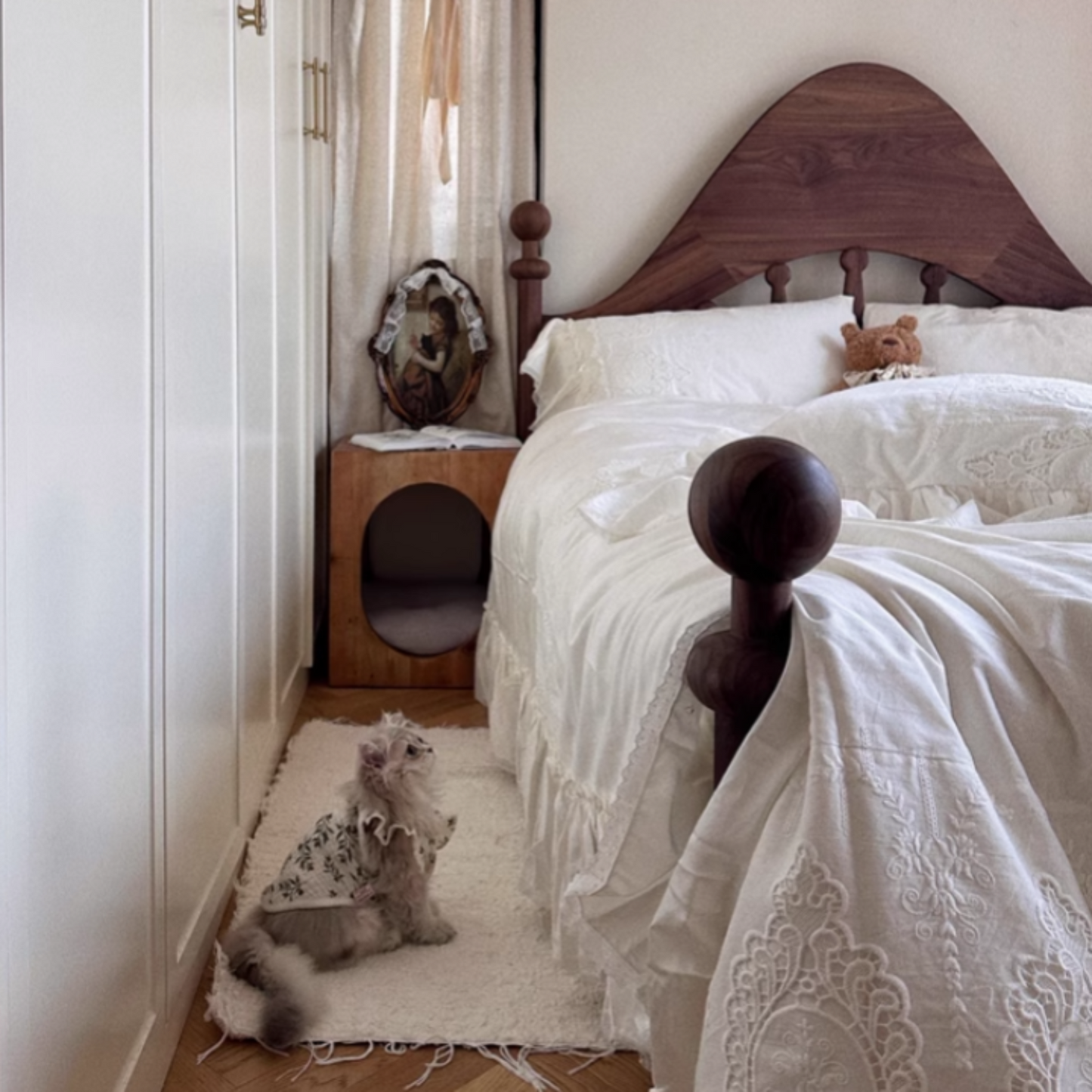 Pet-Friendly Reclaimed Wood Coffee Table with Hidden Cat Hideaway