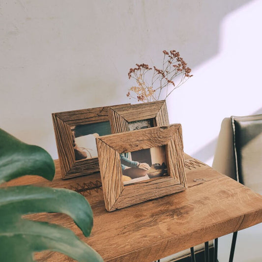 Reclaimed Wood Photo Frame – Rustic 4x6 & 5x7 Picture Frame, Personalized Memory Gift